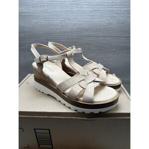 VANELi Carly Women's Sandal. See Pictures For Sizing.